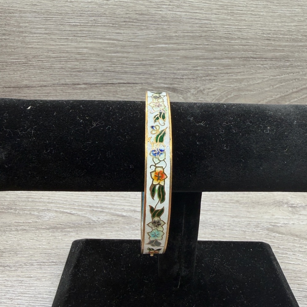 Floral Enamel‎ Bangle Bracelet